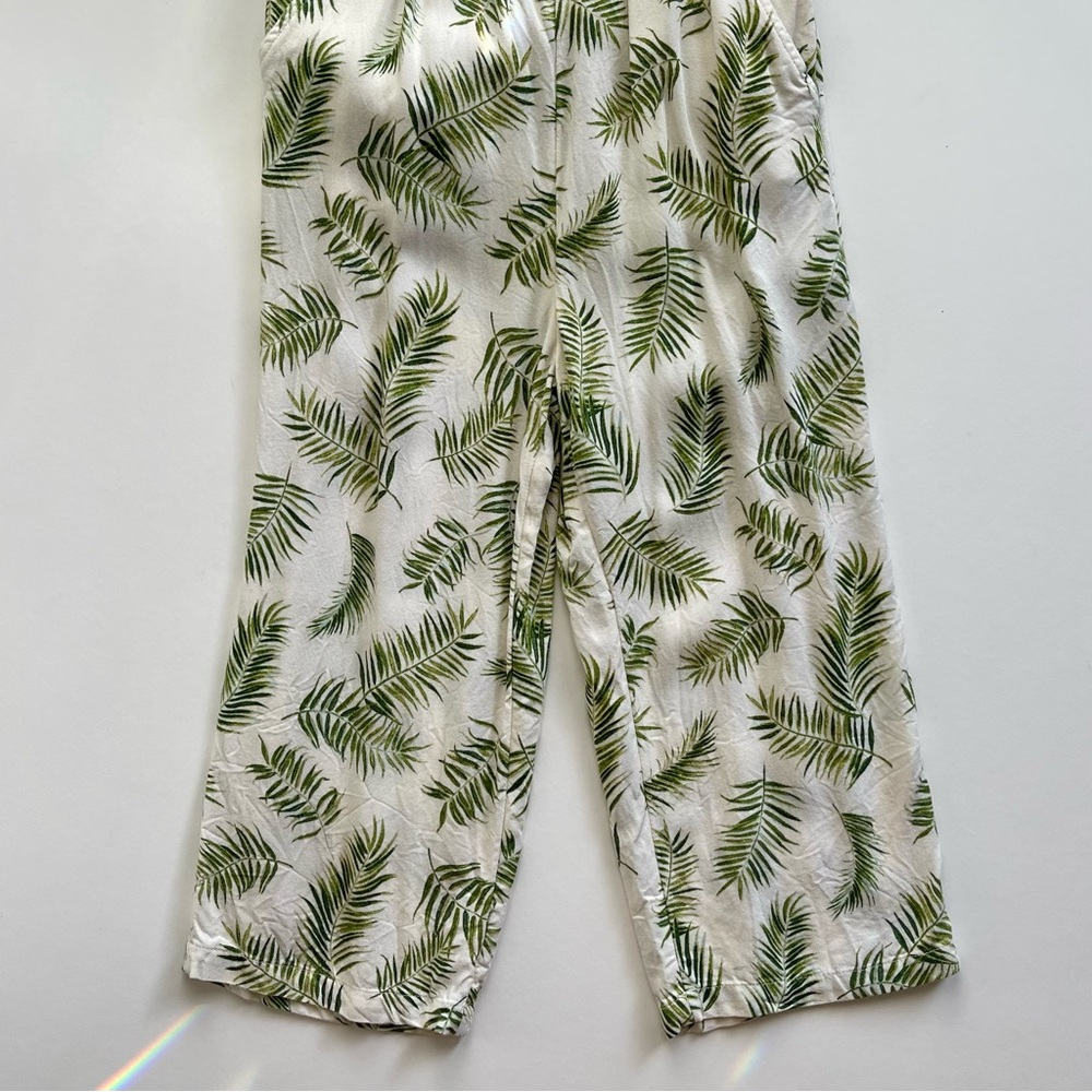 Patterned Jumpsuit Size: 6-7 - Picture 8 of 9